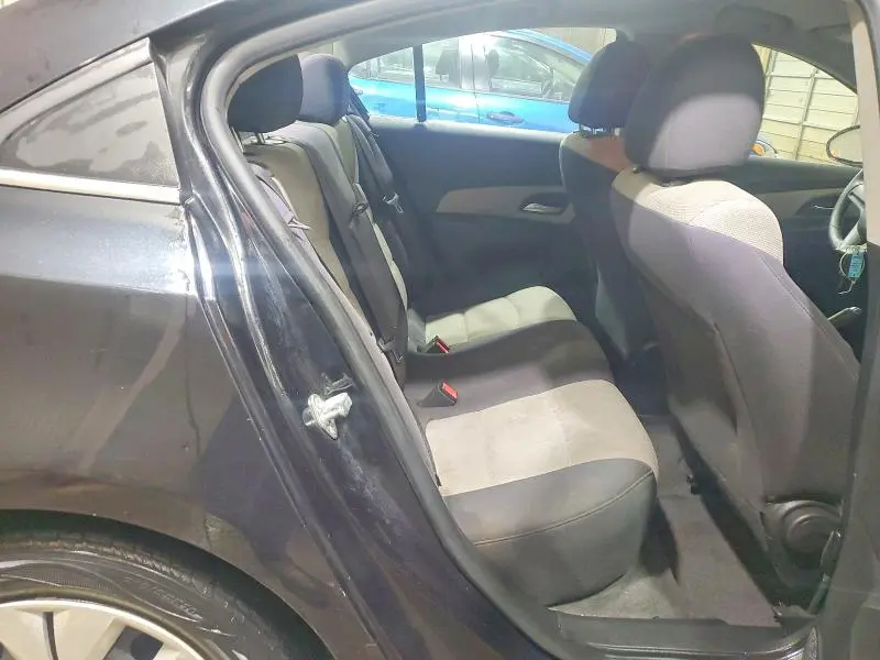 2012 CHEVROLET CRUZE LS  