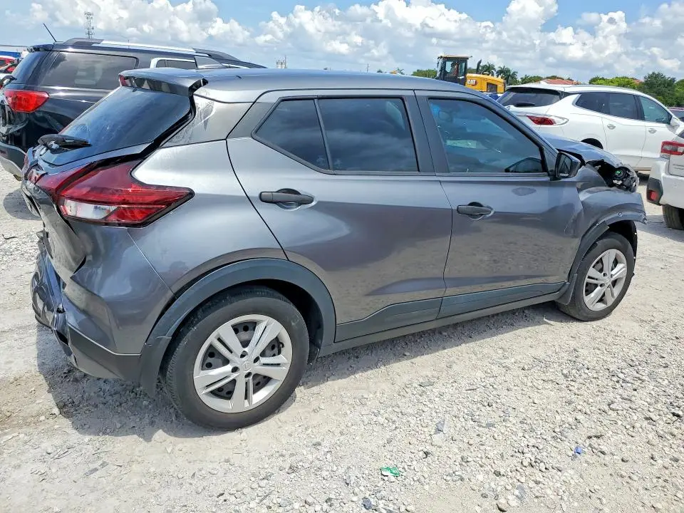 2024 NISSAN KICKS S  