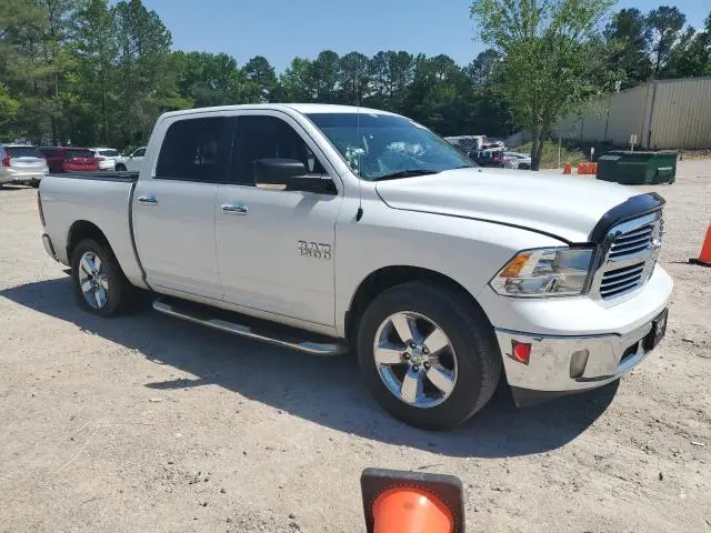 2016 RAM 1500 SLT  