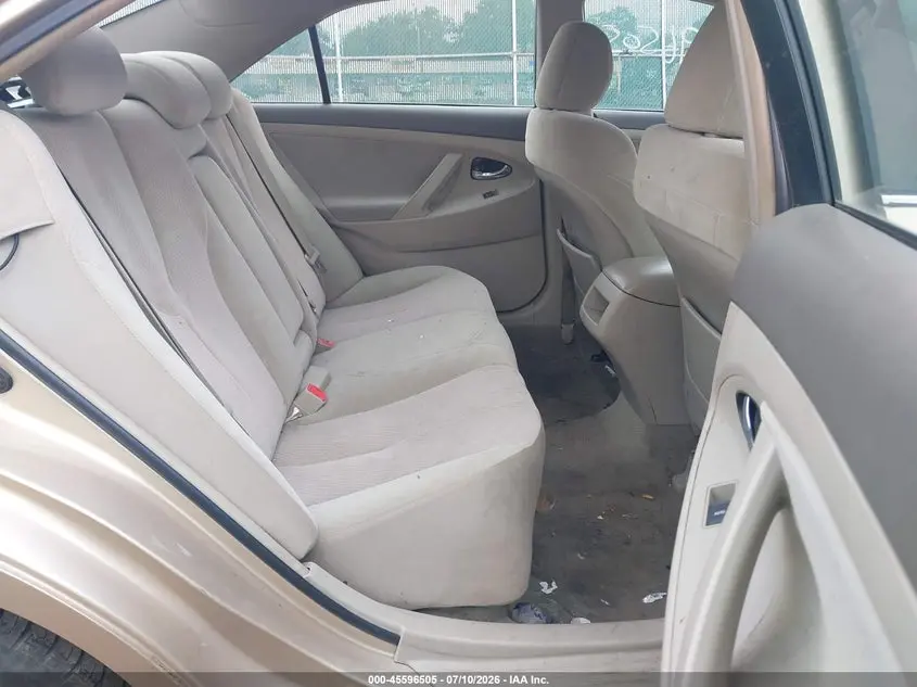 2010 TOYOTA CAMRY  