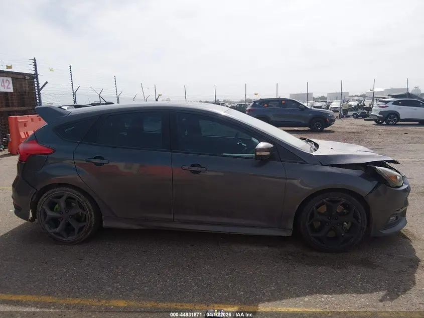 2017 FORD FOCUS ST  