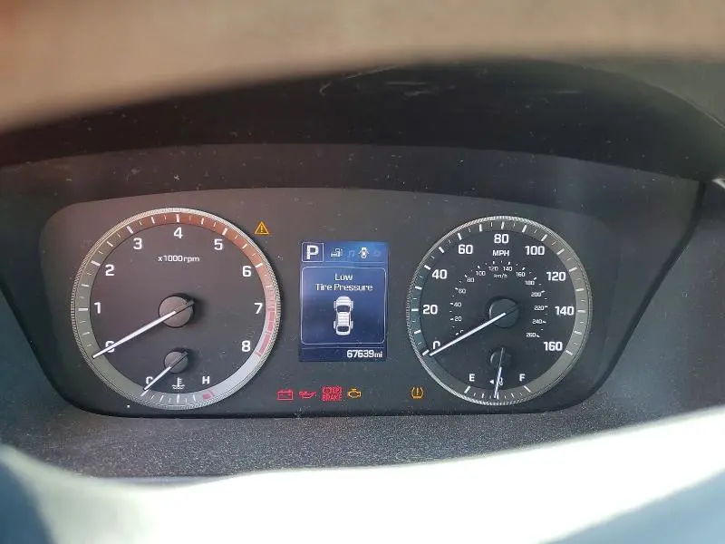 2017 HYUNDAI SONATA SE  