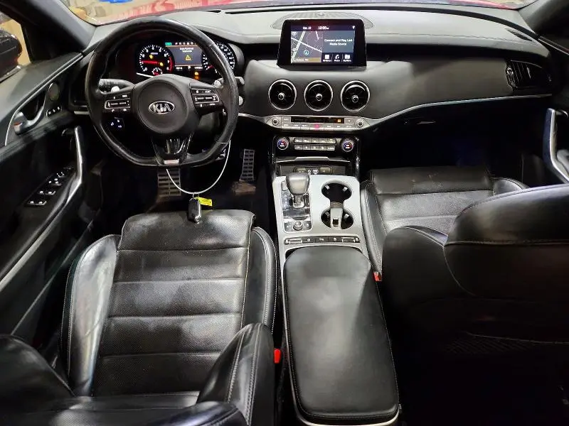 2018 KIA STINGER GT2  