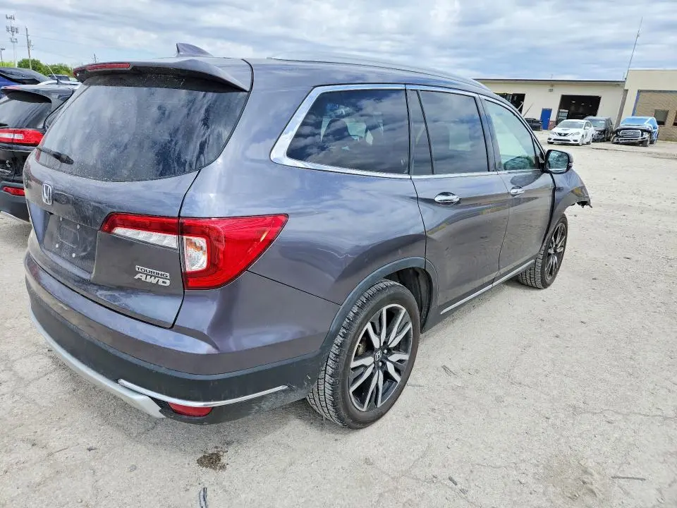 2019 HONDA PILOT TOURING  
