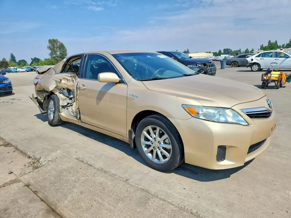 2010 TOYOTA CAMRY HYBRID  