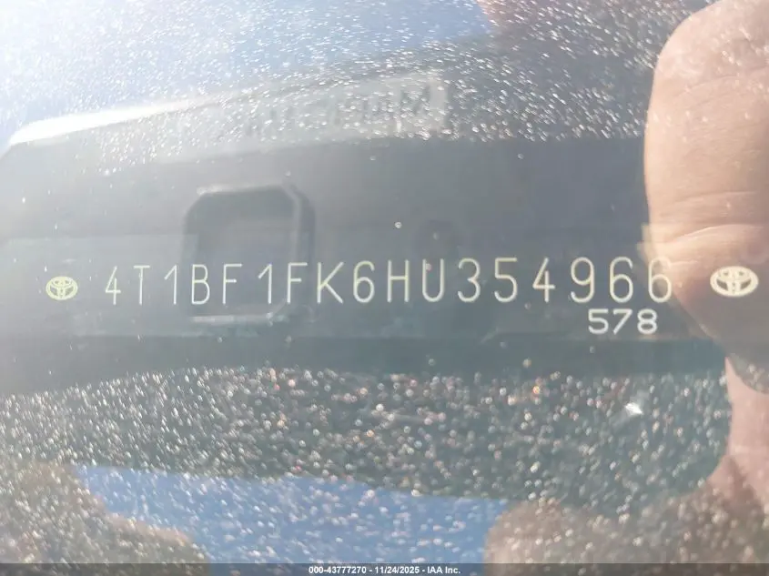 2017 TOYOTA CAMRY LE