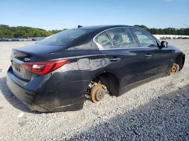 2018 INFINITI Q50 LUXE  