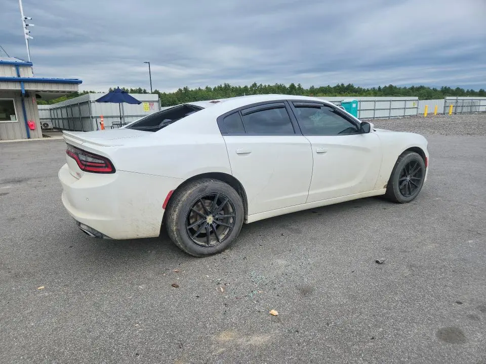 2019 DODGE CHARGER SXT  