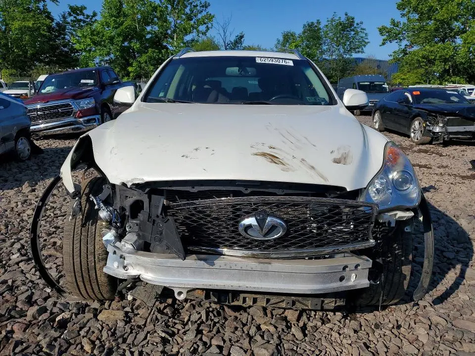 2017 INFINITI QX50 BASE  