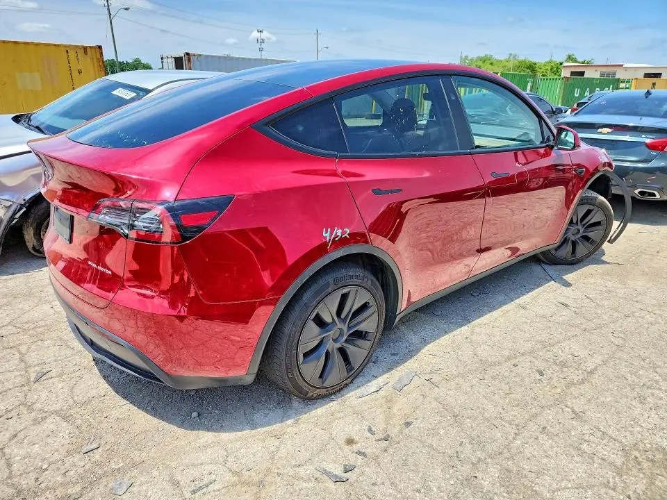2024 TESLA MODEL Y   