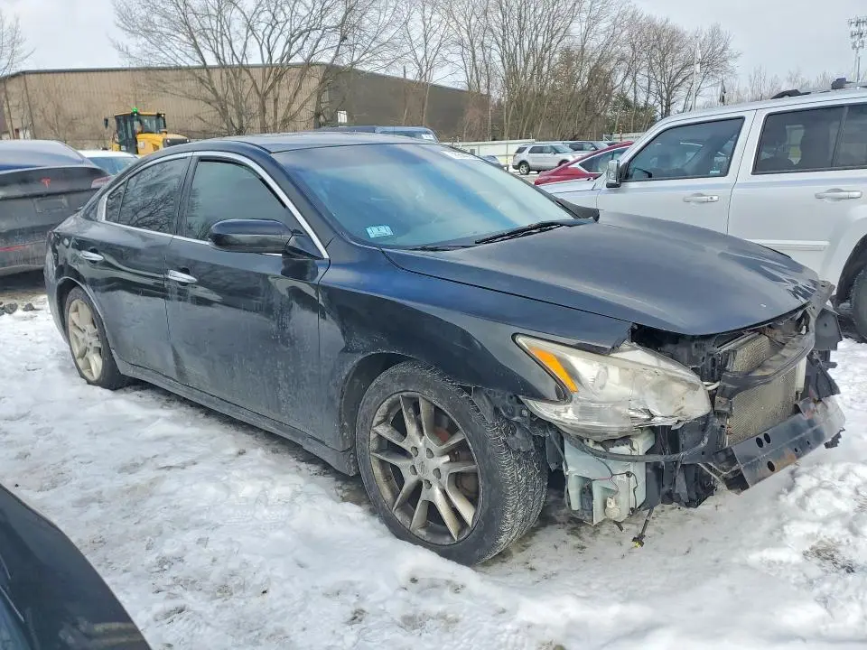 2010 NISSAN MAXIMA 3.5 S  