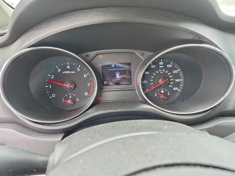 2019 KIA SEDONA LX  