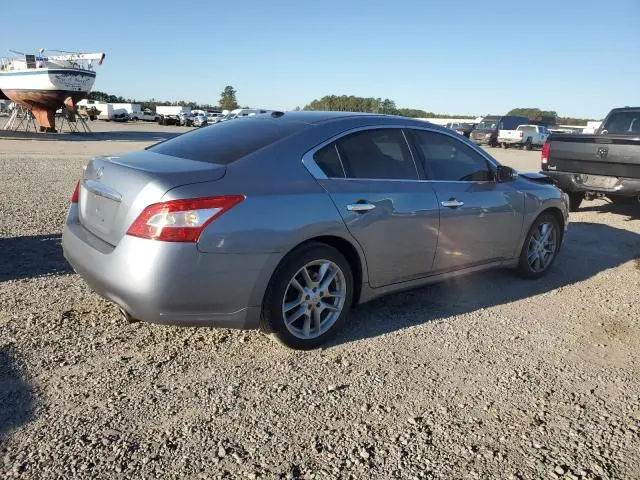 2011 NISSAN MAXIMA S  