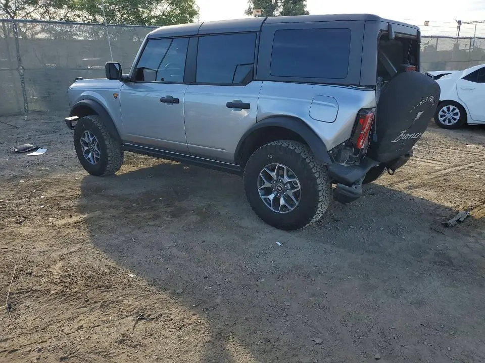 2024 FORD BRONCO BADLANDS  