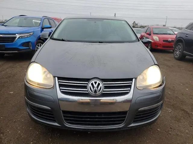 2010 VOLKSWAGEN JETTA SE  