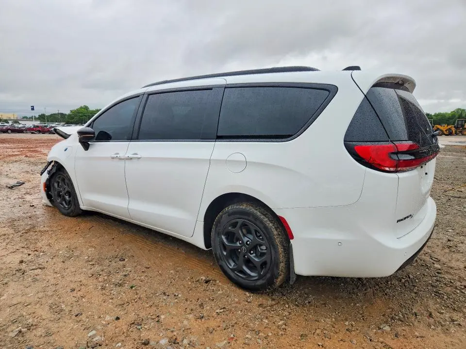 2025 CHRYSLER PACIFICA HYBRID SELECT  