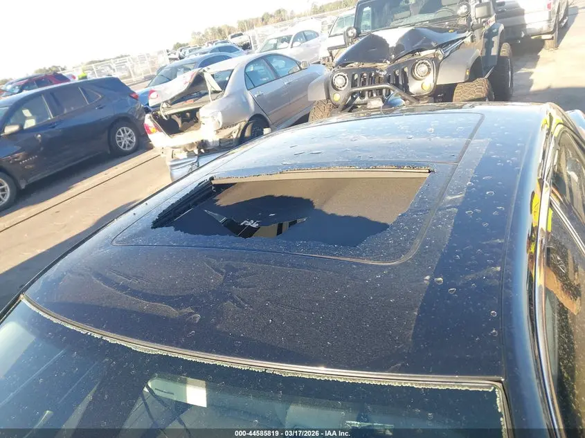 2016 CHRYSLER 300C  
