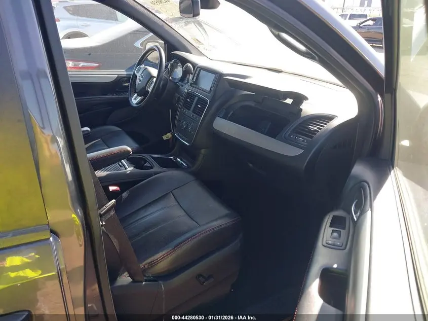 2019 DODGE GRAND CARAVAN GT