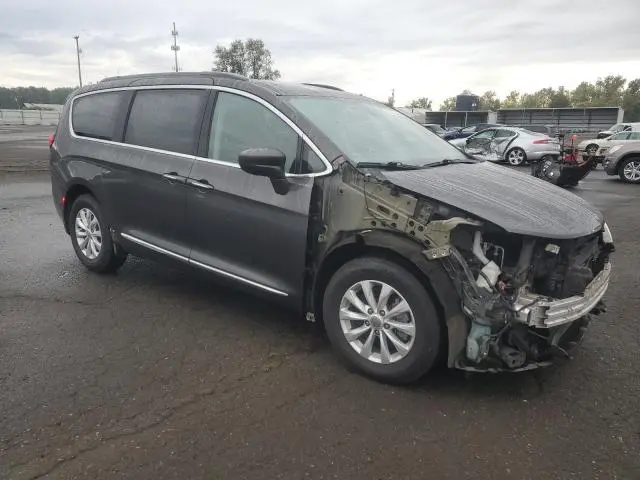 2017 CHRYSLER PACIFICA TOURING L  