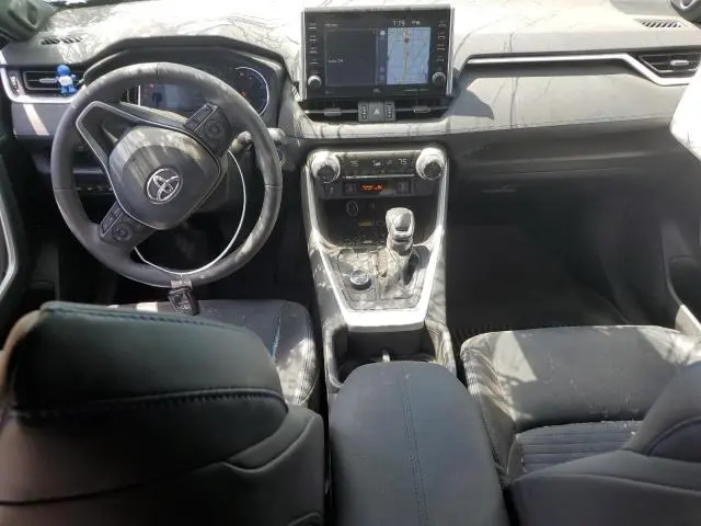 2022 TOYOTA RAV4 XSE