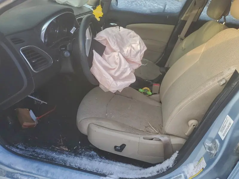 2013 CHRYSLER 200 LIMITED  