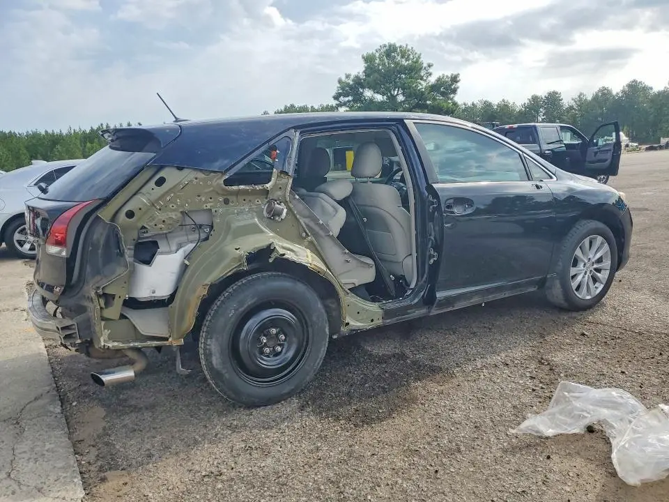 2013 TOYOTA VENZA LE  