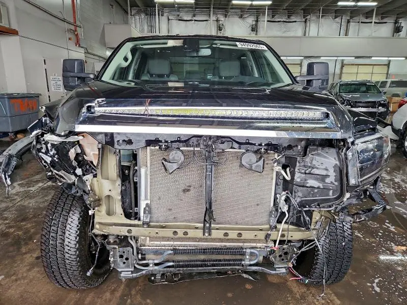 2021 TOYOTA TUNDRA CREWMAX SR5  
