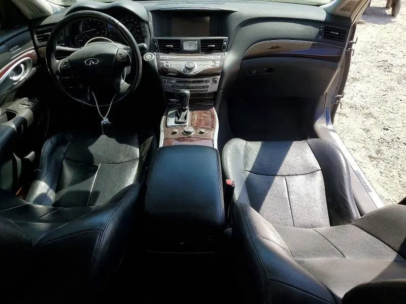 2015 INFINITI Q70L 3.7  