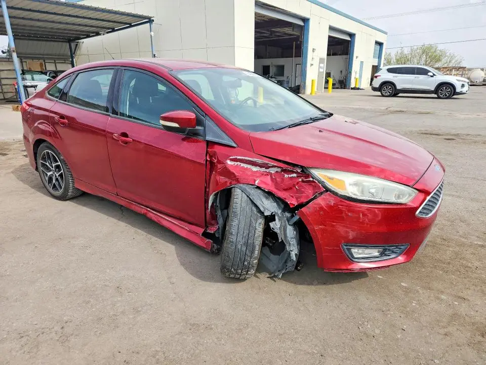 2015 FORD FOCUS SE  