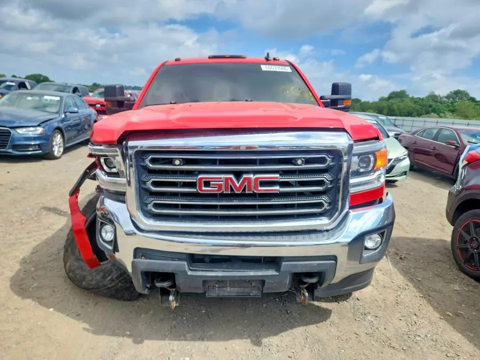 2017 GMC SIERRA K2500 SLE  
