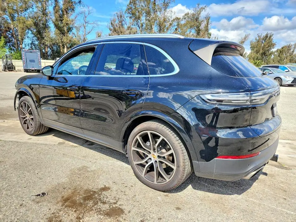 2021 PORSCHE CAYENNE   