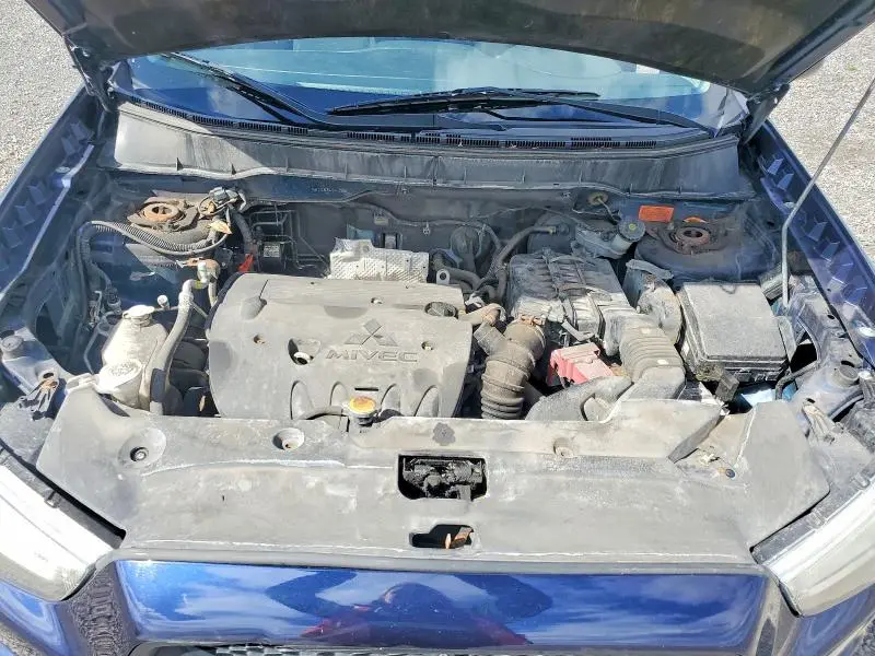 2011 MITSUBISHI RVR SE  