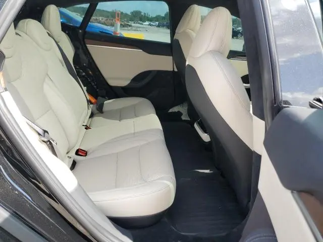 2024 TESLA MODEL S   