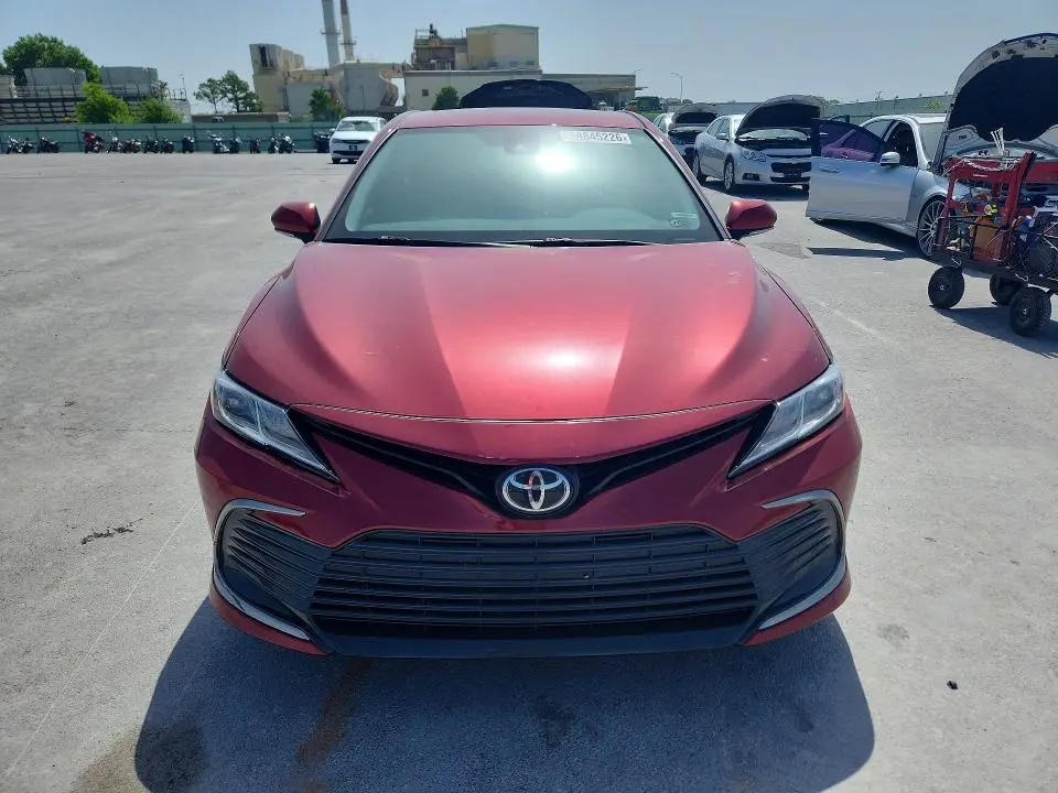 2022 TOYOTA CAMRY LE  