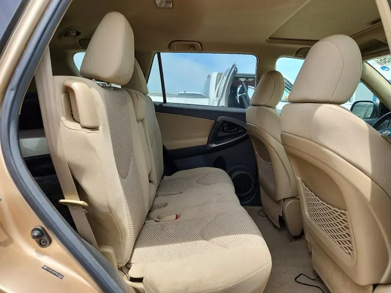 2012 TOYOTA RAV4 BASE  