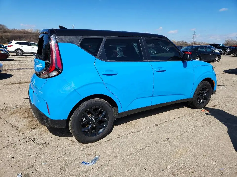 2025 KIA SOUL S  