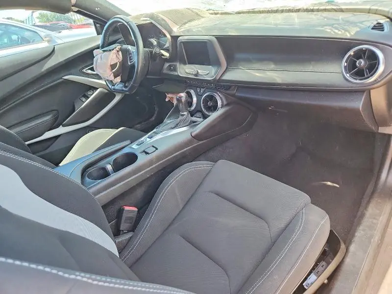 2021 CHEVROLET CAMARO LZ  
