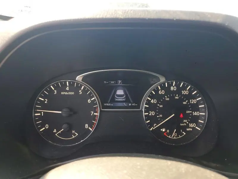 2016 NISSAN PATHFINDER SL  