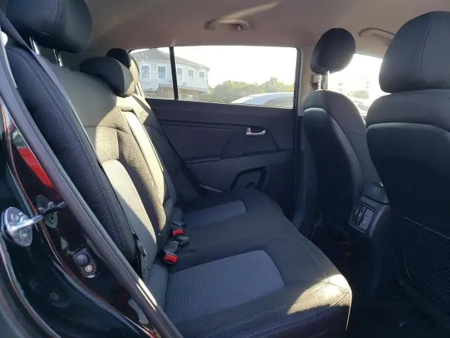 2016 KIA SPORTAGE LX  