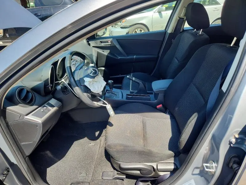 2013 MAZDA 3 I  