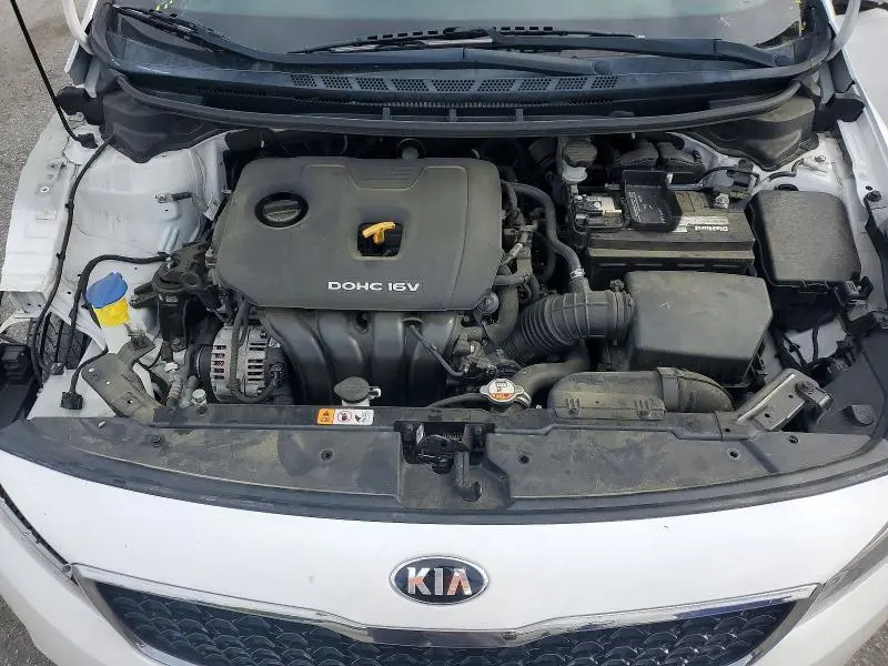 2017 KIA FORTE LX  