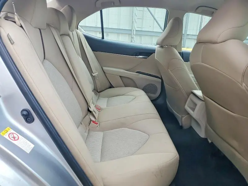 2018 TOYOTA CAMRY LE  