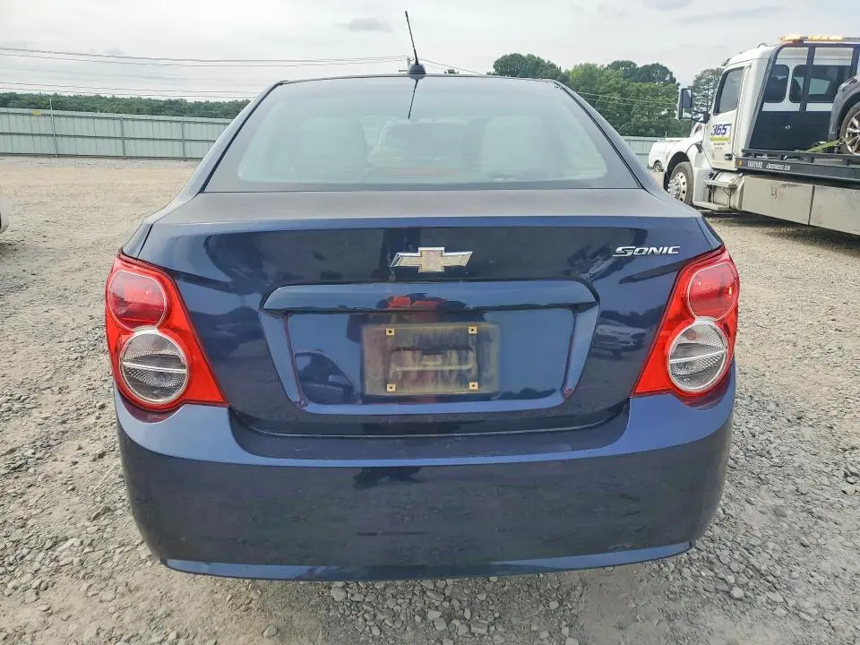 2015 CHEVROLET SONIC LS  