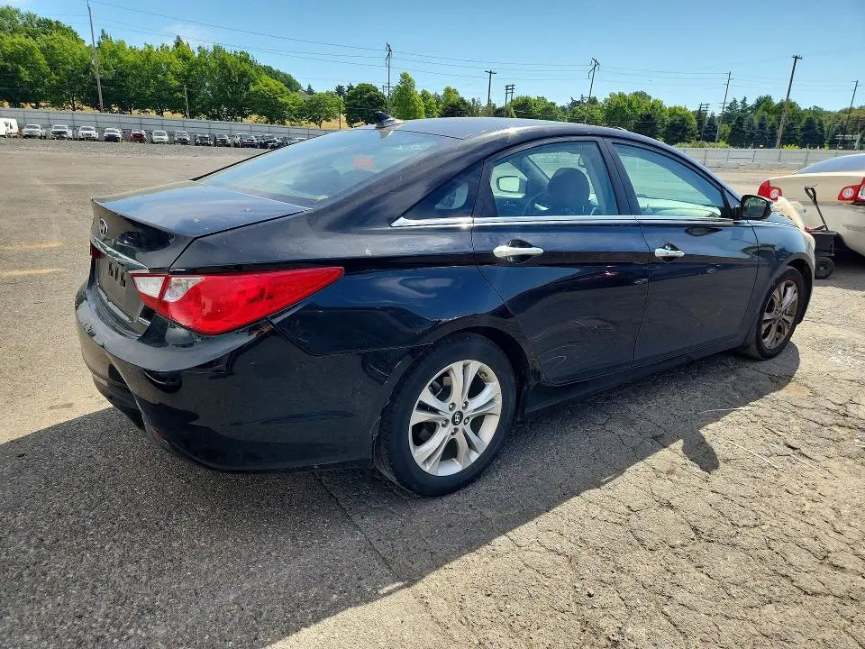 2011 HYUNDAI SONATA LIMITED  