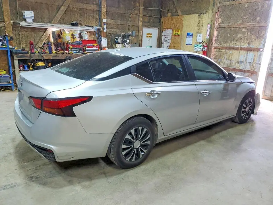 2019 NISSAN ALTIMA S  