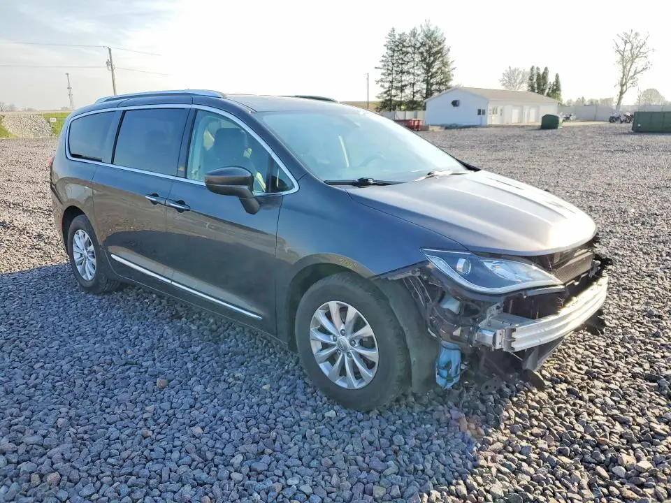 2018 CHRYSLER PACIFICA TOURING L PLUS  