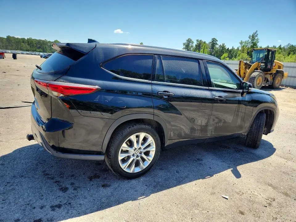 2020 TOYOTA HIGHLANDER LIMITED  