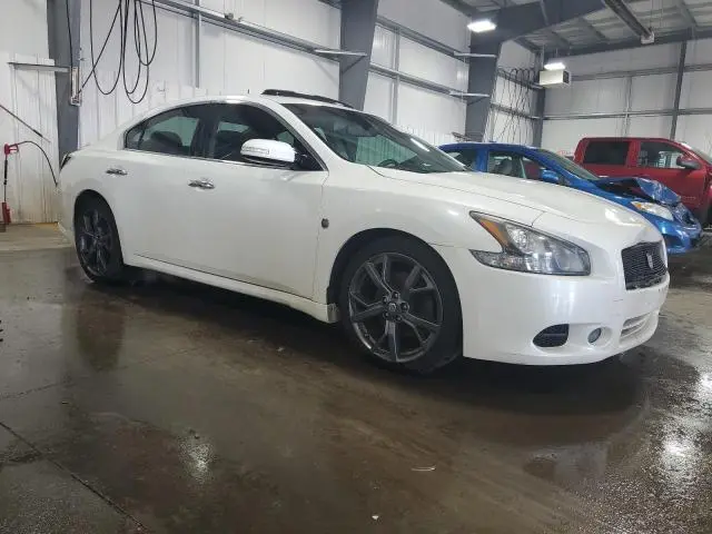 2014 NISSAN MAXIMA S  