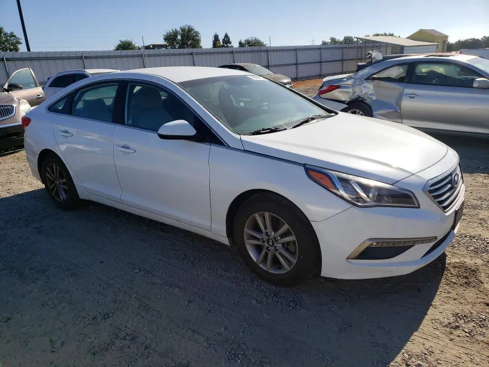 2015 HYUNDAI SONATA SE  