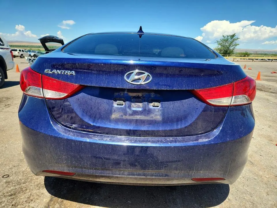 2012 HYUNDAI ELANTRA GLS  